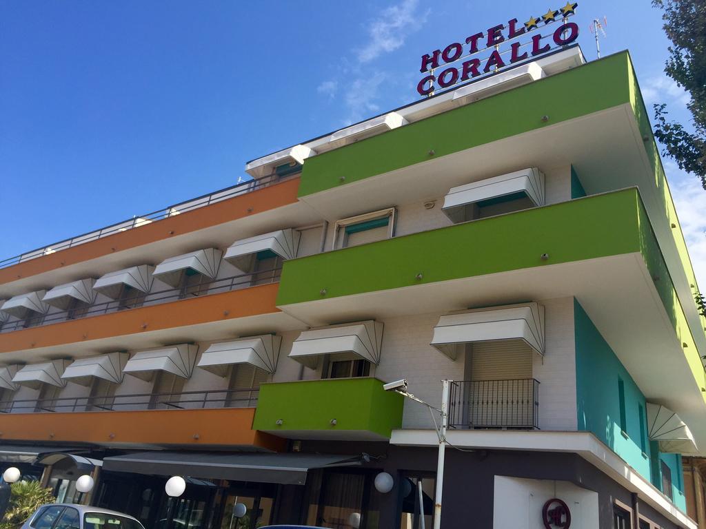 Hotel Corallo Fano Kültér fotó